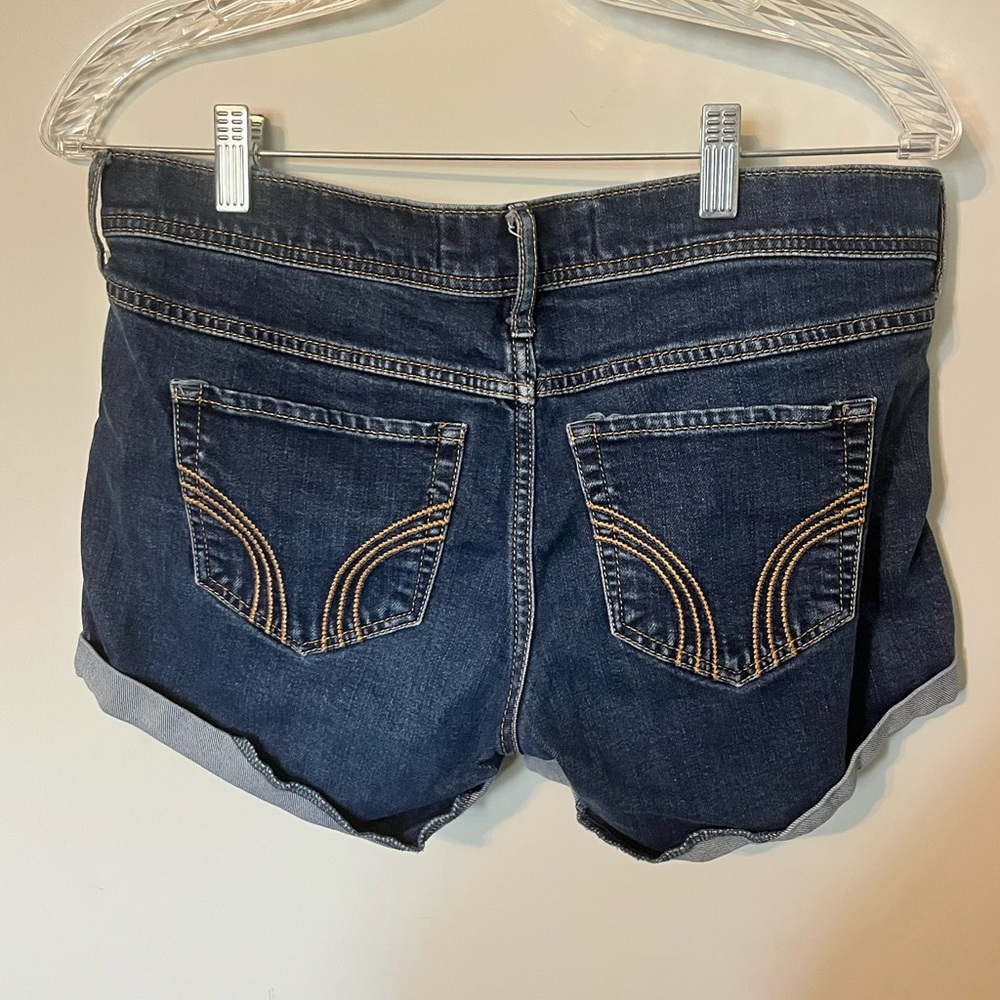 Hollister Midi Longest Length Jean Shorts 4” inseam. Size 9 - Picture 2 of 6